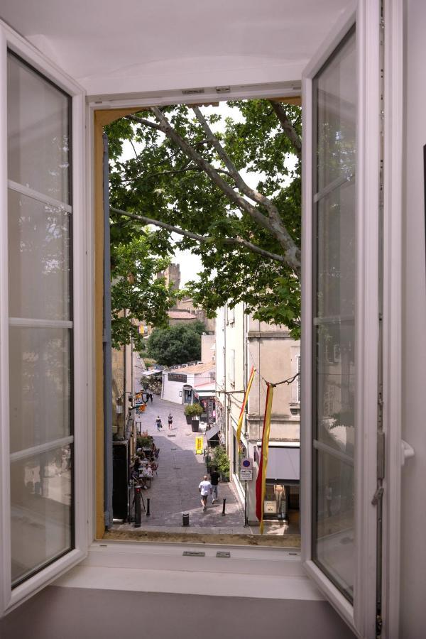 Le Nostradamus - Magnifique Appartement Cours Principal Plein Centre Avec Parking Salon-de-Provence Zewnętrze zdjęcie