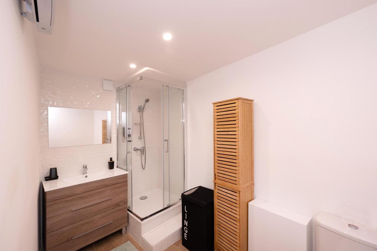 Le Nostradamus - Magnifique Appartement Cours Principal Plein Centre Avec Parking Salon-de-Provence Zewnętrze zdjęcie
